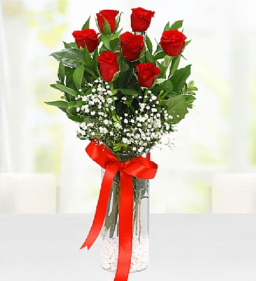 Vazoda 7 Adet K�rm�z� G�l